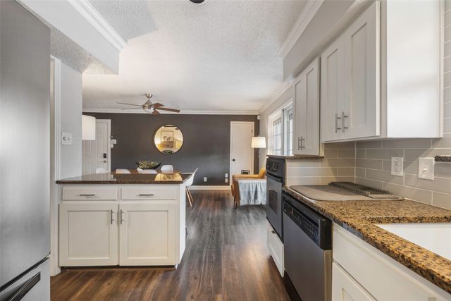 6007 Sandhurst Lane D, Dallas, TX 75206