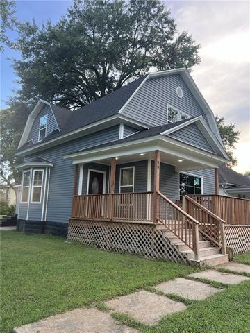 501 W 8th Street, Pittsburg, KS 66762