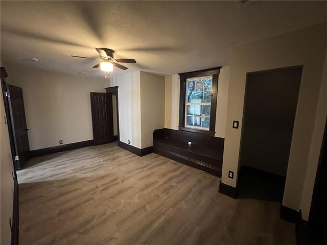 501 W 8th Street, Pittsburg, KS 66762