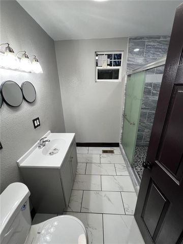 501 W 8th Street, Pittsburg, KS 66762