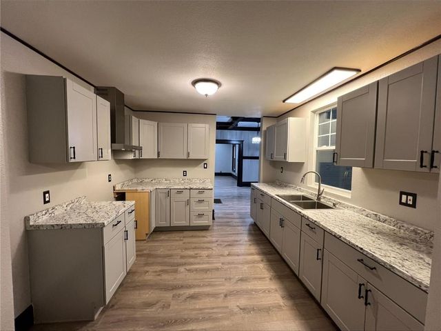 501 W 8th Street, Pittsburg, KS 66762