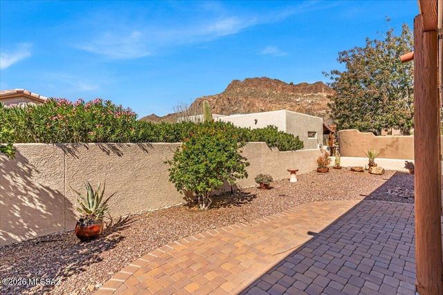 6039 W Ten Star Drive, Tucson, AZ 85713