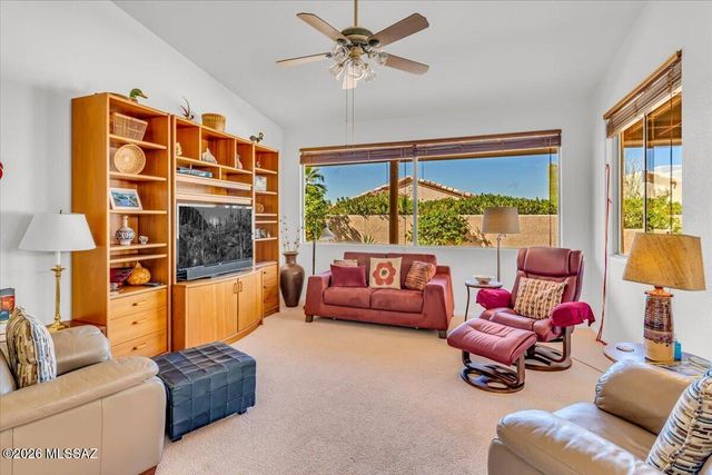 6039 W Ten Star Drive, Tucson, AZ 85713