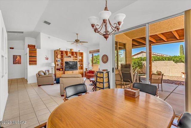 6039 W Ten Star Drive, Tucson, AZ 85713