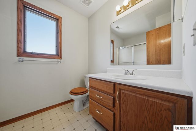 7910 Forbes Court, Lincoln, NE 68516