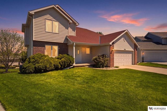 7910 Forbes Court, Lincoln, NE 68516