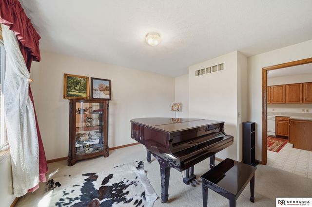 7910 Forbes Court, Lincoln, NE 68516