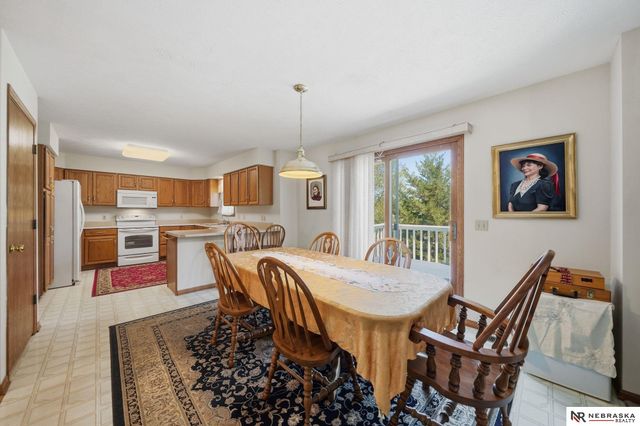 7910 Forbes Court, Lincoln, NE 68516