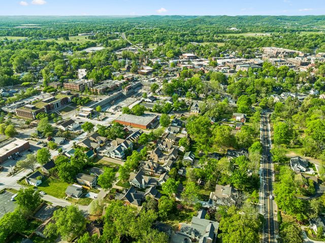 915 Evans St, Franklin, TN 37064