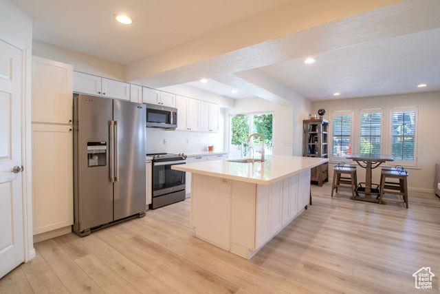 4194 S CAROLEEN WAY, Salt Lake City, UT 84124