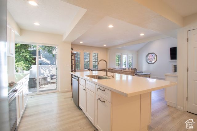 4194 S CAROLEEN WAY, Salt Lake City, UT 84124