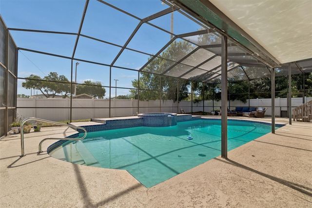 2620 GIANT PLACE, Seffner, FL 33584