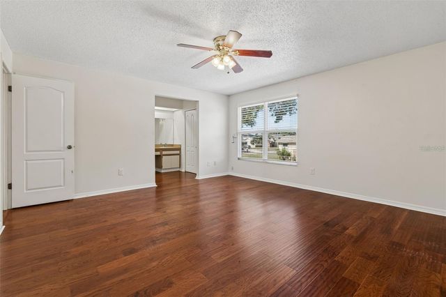 2620 GIANT PLACE, Seffner, FL 33584