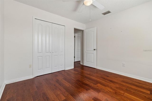 2620 GIANT PLACE, Seffner, FL 33584