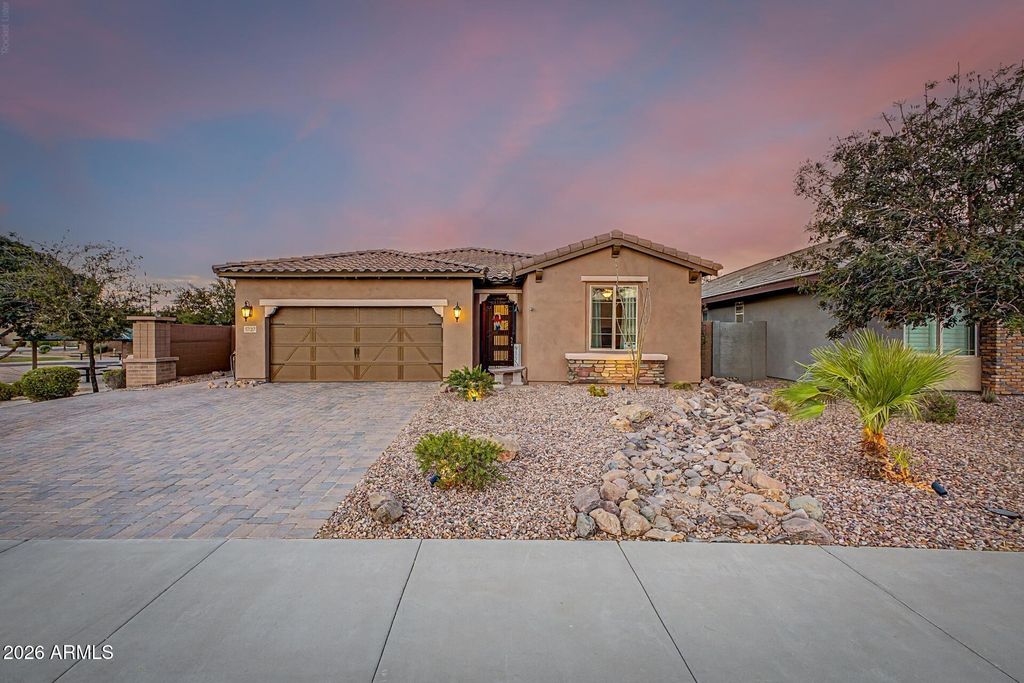 5727 S HEMET Street, Gilbert, AZ 85298 — exterior