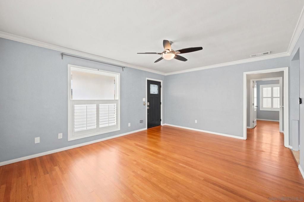 Image 16 of property listing at 4622 Norwood, San Diego, CA 92115