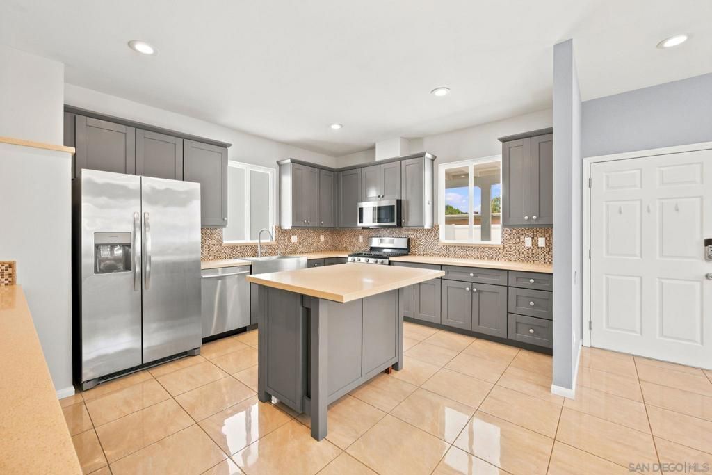 Image 21 of property listing at 4622 Norwood, San Diego, CA 92115