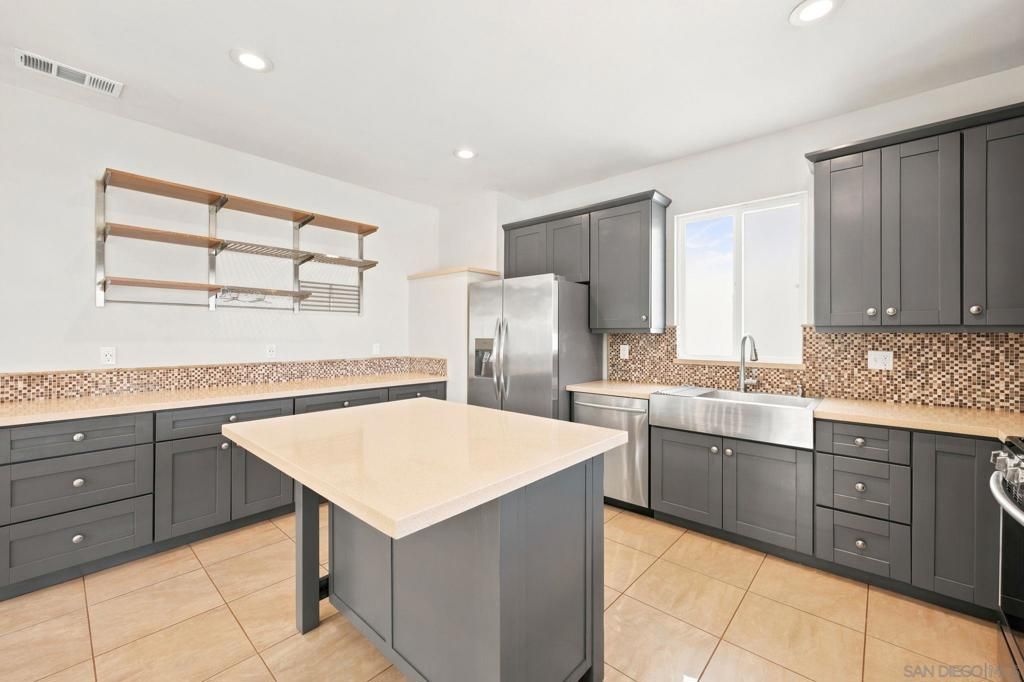 Image 27 of property listing at 4622 Norwood, San Diego, CA 92115