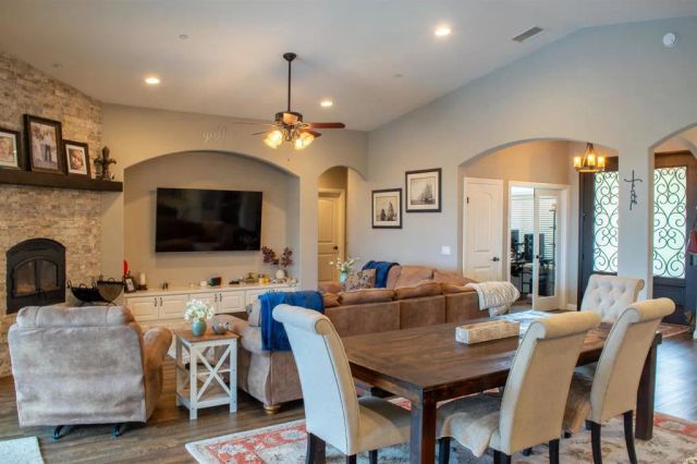 2521 Ralls Street, Fallbrook, CA 92028