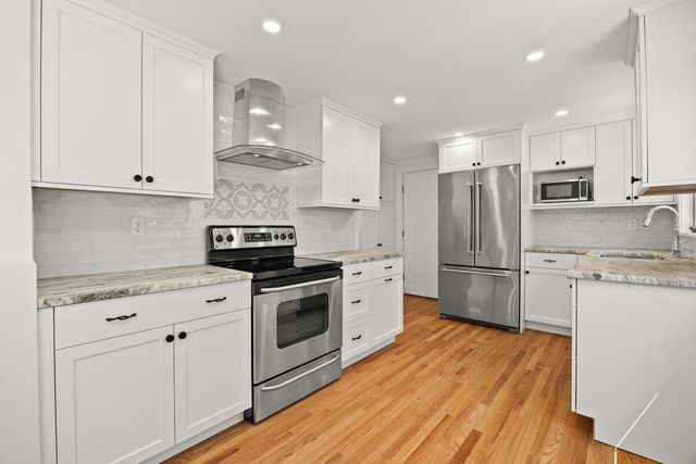 46 Monument View Road, East Dennis, MA 02641