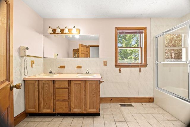 46 Monument View Road, East Dennis, MA 02641