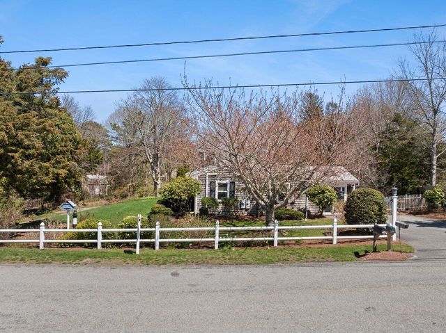 46 Monument View Road, East Dennis, MA 02641