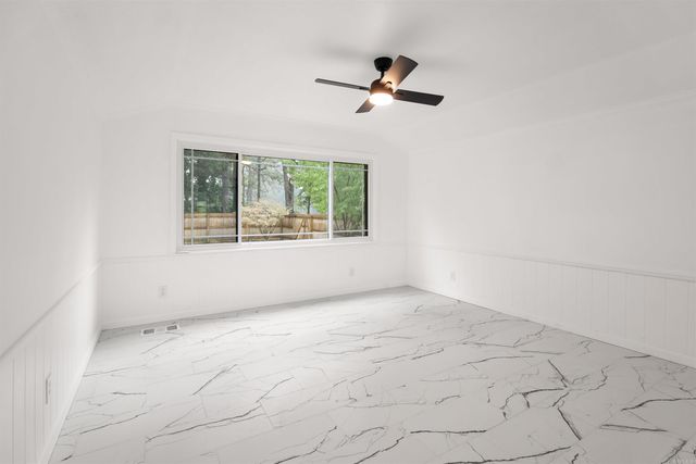2305 Paula Dr, Jonesboro, AR 72404