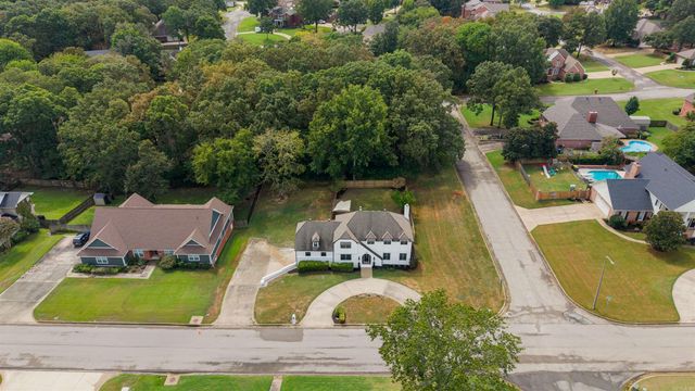 2305 Paula Dr, Jonesboro, AR 72404