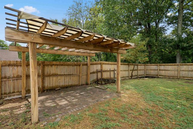 2305 Paula Dr, Jonesboro, AR 72404