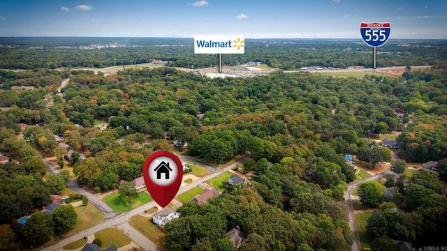2305 Paula Dr, Jonesboro, AR 72404