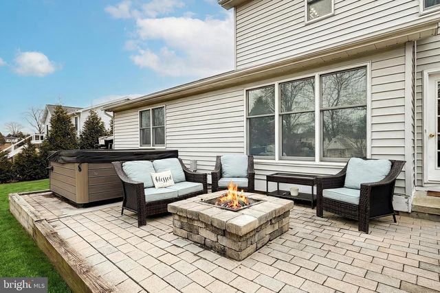 5 LONGSTREET DR, East Berlin, PA 17316