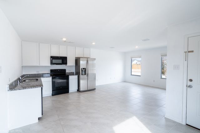 6638 Loy Drive, Princeton, TX 75407