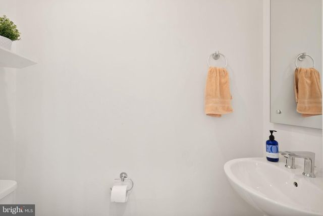 11258 FARADAY PARK DR, Reston, VA 20190