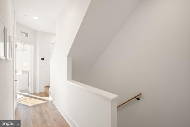 11258 FARADAY PARK DR, Reston, VA 20190