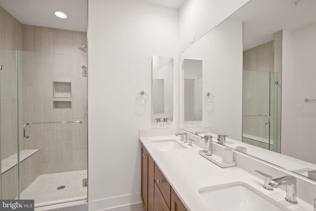 11258 FARADAY PARK DR, Reston, VA 20190