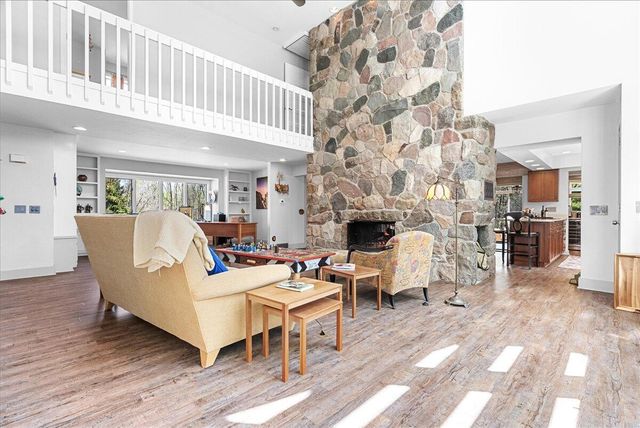 8121 W Eaton, Grand Ledge, MI 48837