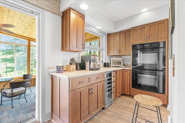 8121 W Eaton, Grand Ledge, MI 48837