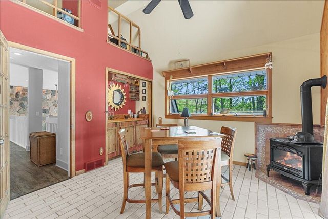 8121 W Eaton, Grand Ledge, MI 48837