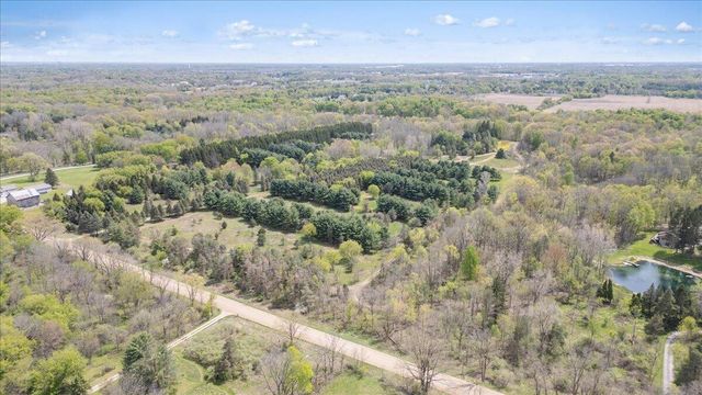 8121 W Eaton, Grand Ledge, MI 48837