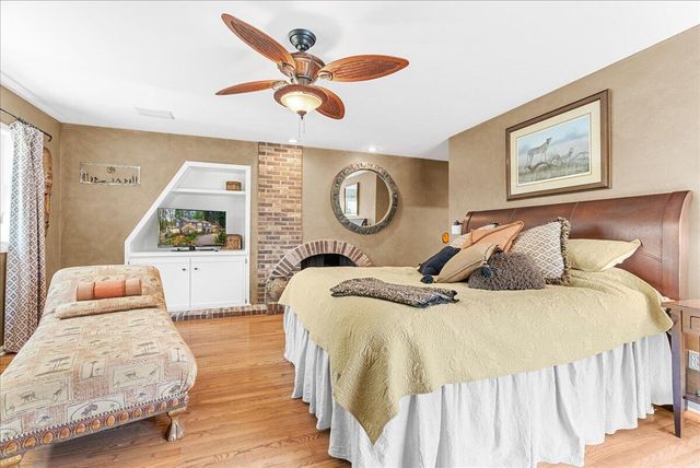 8121 W Eaton, Grand Ledge, MI 48837