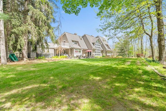8121 W Eaton, Grand Ledge, MI 48837