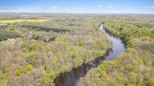 8121 W Eaton, Grand Ledge, MI 48837
