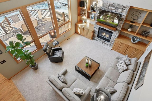 3142 Bavaria Hills Trail, Chaska, MN 55318