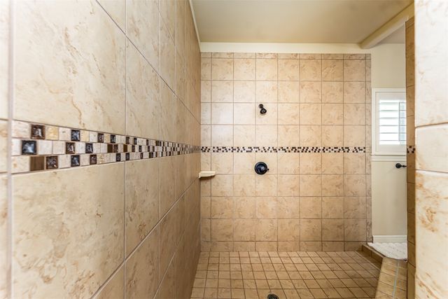321 Bear Country Drive, Aledo, TX 76008