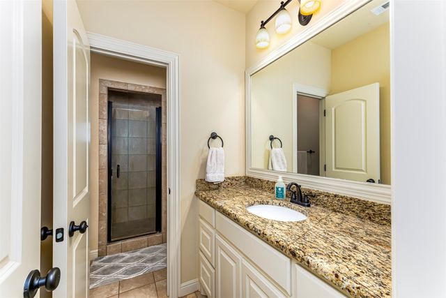 321 Bear Country Drive, Aledo, TX 76008