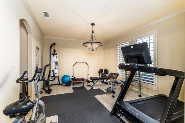 321 Bear Country Drive, Aledo, TX 76008
