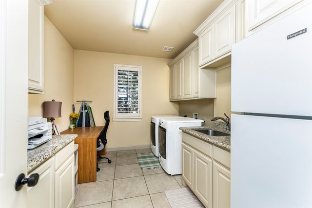 321 Bear Country Drive, Aledo, TX 76008