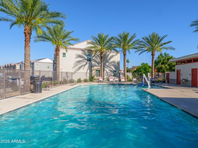 2170 W HARMONT Drive, Phoenix, AZ 85021