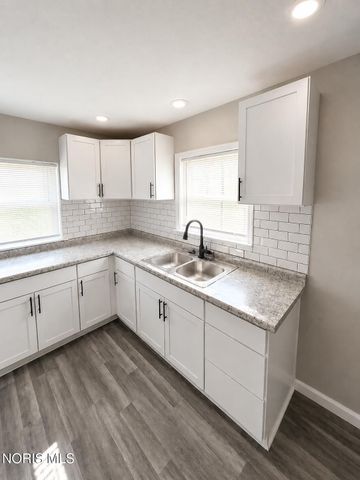 3161 Brigham Street, Toledo, OH 43608