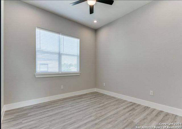 1618 W Lawndale Dr Unit 12, San Antonio, TX 78209